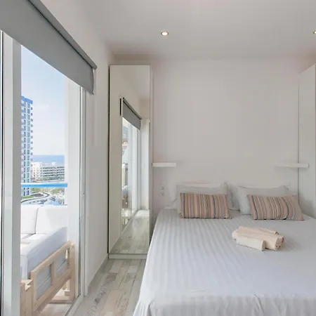 Paraiso Del Sur 2-bedroom Luxury Suite, Sea & Mountain Views アパート *