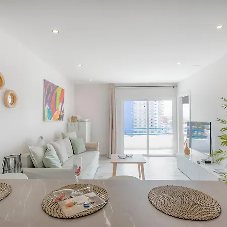 アパート Paraiso Del Sur 2-bedroom Luxury Suite, Sea & Mountain Views