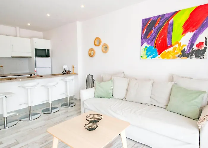 شقة Paraiso Del Sur 2-bedroom Luxury Suite, Sea & Mountain Views أذيخي