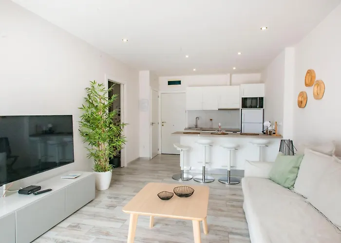 Paraiso Del Sur 2-bedroom Luxury Suite, Sea & Mountain Views أذيخي