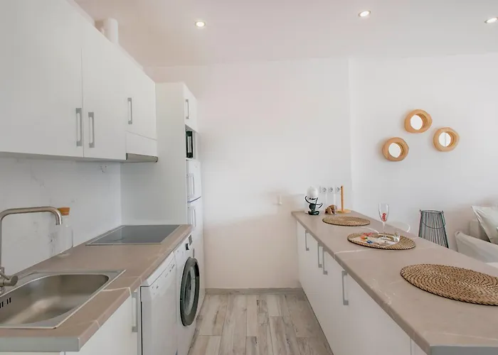 Paraiso Del Sur 2-bedroom Luxury Suite, Sea & Mountain Views *