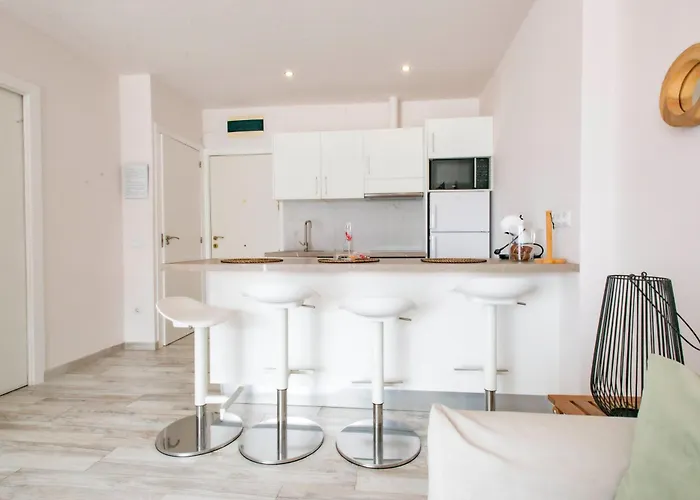 公寓 Paraiso Del Sur 2-bedroom Luxury Suite, Sea & Mountain Views 阿德耶